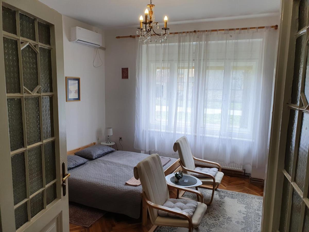 فندق Citadela سومبور المظهر الخارجي الصورة