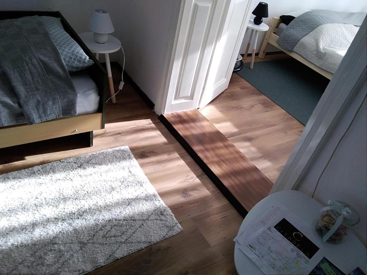 فندق Citadela سومبور المظهر الخارجي الصورة